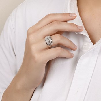 Alix' witgouden ring met diamanten
