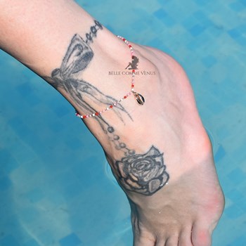 Chaîne de cheville coquillage cauri pendant perles Miyuki rouges roses et blanches Plaqué OR 750 3 microns