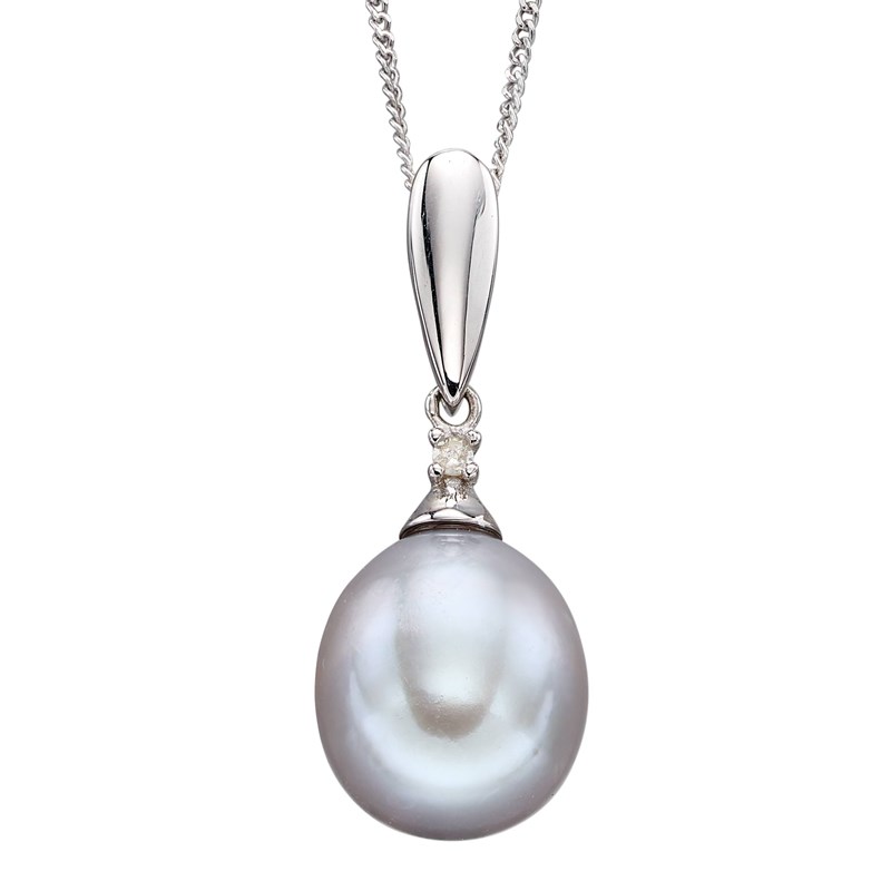Collier perle et diamant sur or blanc 375/1000