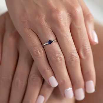 Bague ADEN Or 585 Blanc Saphir et diamants 1.176grs