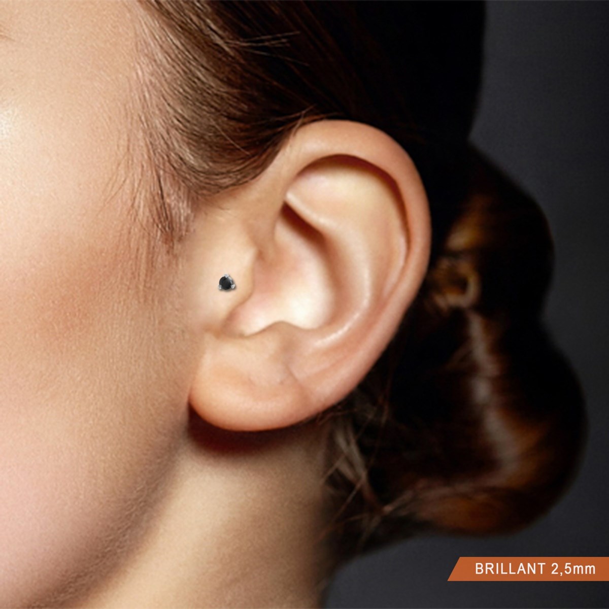 Piercing tragus en or blanc avec oxyde de zirconium noir - vue 3