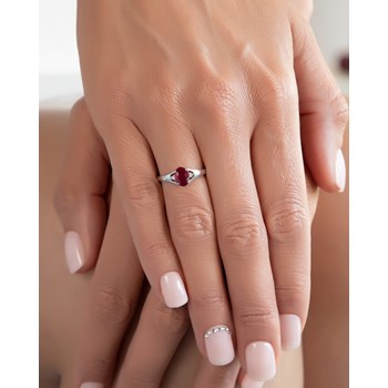 Bague ADEN Or 585 Blanc Rubis et diamants 1.382grs