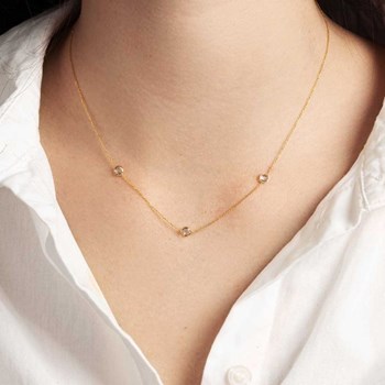 375/1000 geelgoud en stenen collier