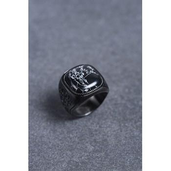 Bague Zinédine en PVD avec black howlite noir
