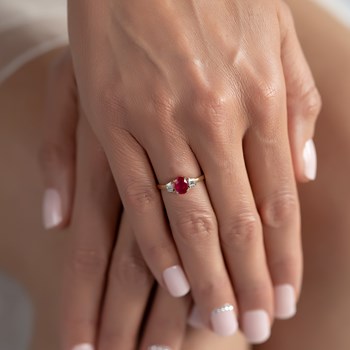 Bague ADEN Or 585 Jaune Rubis et diamants 1.99grs