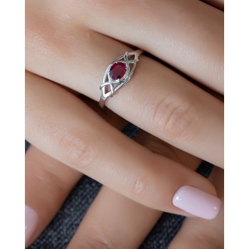 Bague ADEN Or 585 Blanc Rubis 1.870grs