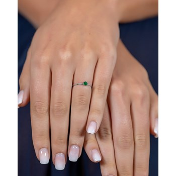 Bague Solitaire Emeraude sur Argent 925 1.59grs