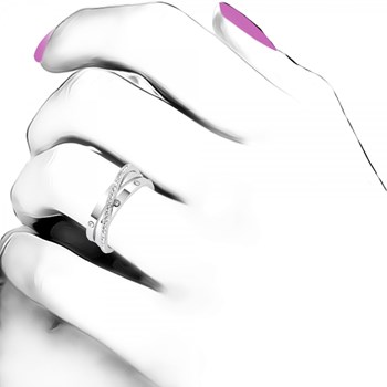 SC Crystal ring adorned with sparkling crystals