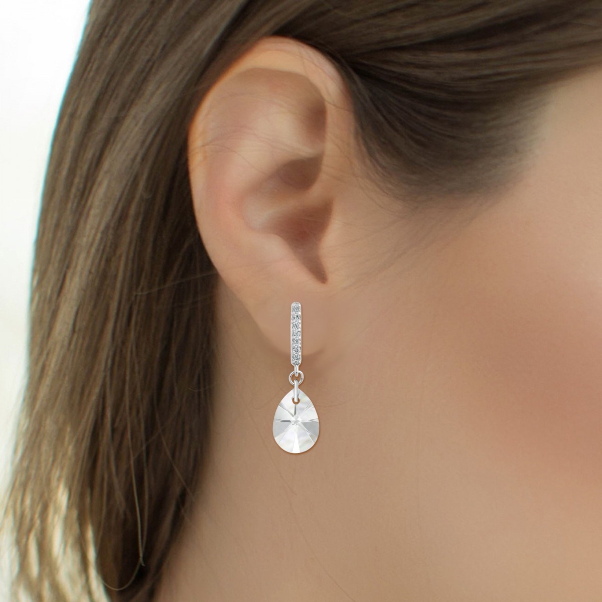Boucles d'oreilles SC Crystal ornées de Cristaux scintillants et Zirconium - vue 2