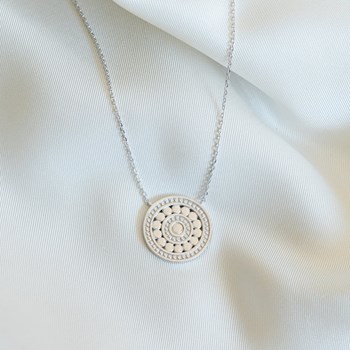 Collier Fin Medaillon Argent Créateur