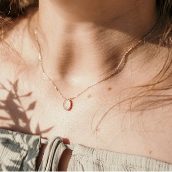 Collier Quartz Rose Plaqué Or Pierre Precieuse Ovale Cabochon