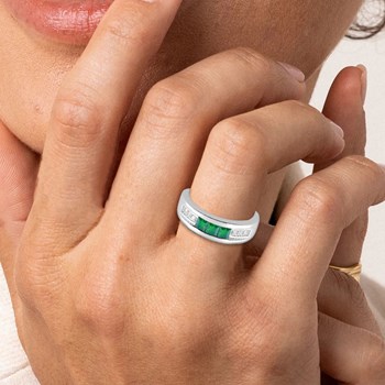 Bague Femme - Emeraude - Or 18 Carats - Diamant 0,05 Carats