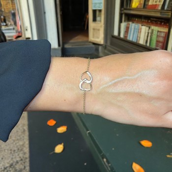 Bracelet 2 coeurs superposés sertis d'oxydes de zirconium Plaqué OR 750 3 microns