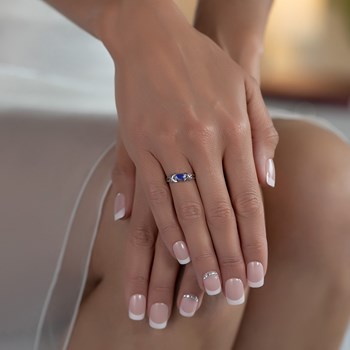 Bague Tanzanite et diamants sur Argent 925 1.966grs