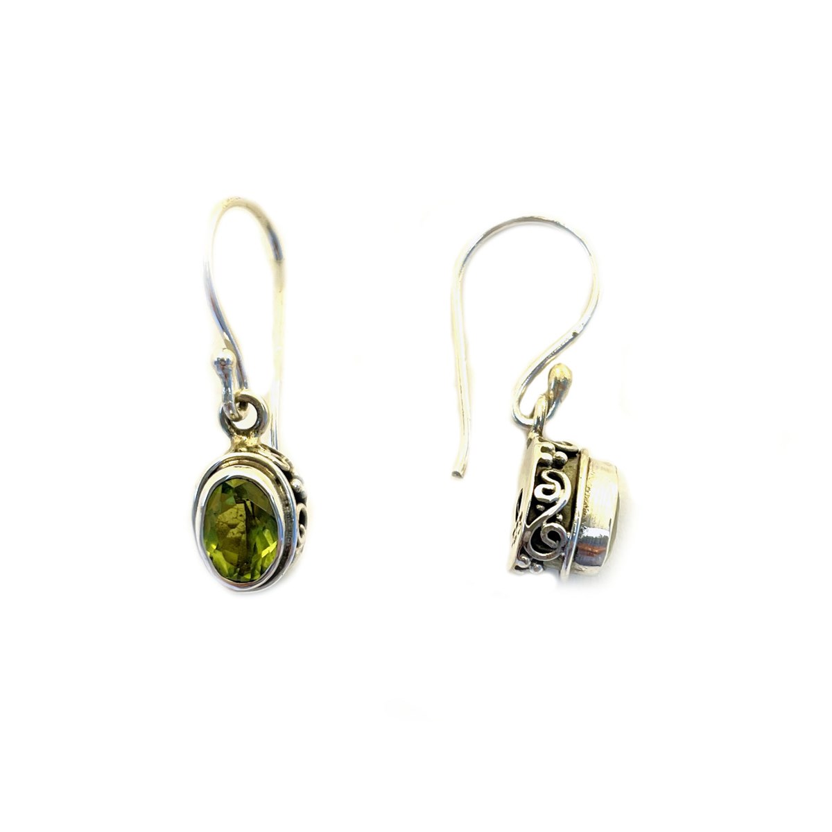 Boucles d'oreille argent et péridot - vue 2