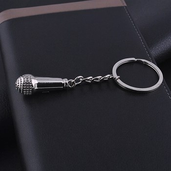 Porte-clés microphone de musique argenté