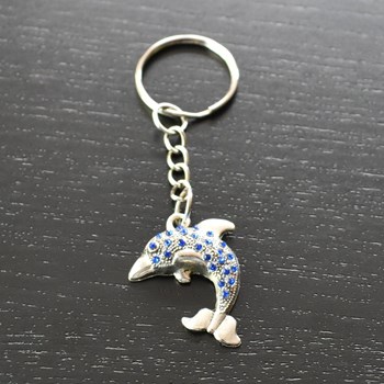 Porte-clés dauphin argenté strass bleu roi