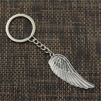 Porte-clés aile d'ange plume argenté