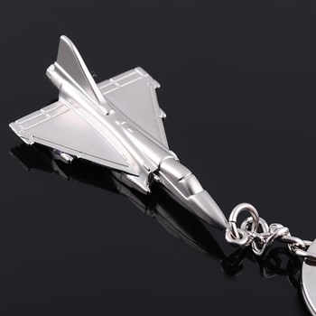 Porte-clés avion de chasse argenté