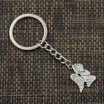 Porte-clés ange enfant qui prie à genoux argenté