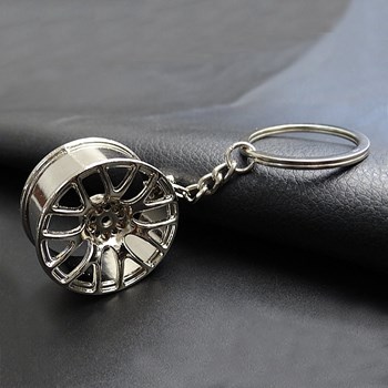 Car rim keyring Silver color