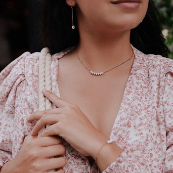 Piana ketting, armband en oorbellen in Howliet stenen