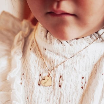 Collier petit coeur plaqué or enfant - gravure MON COEUR