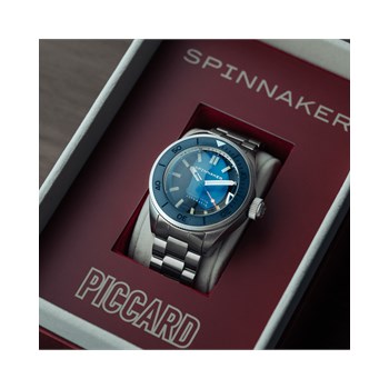 Montre homme automatique japonais Spinnaker - Bracelet acier inoxydable - 3 aiguilles avec date, lunette tournante