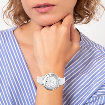 Montre élégante Angélique SC Crystal ornée d'un véritable diamant noir