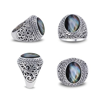Bague Biker avec Onyx Ovale Noire sur Argent Vieilli | Aden Boutique