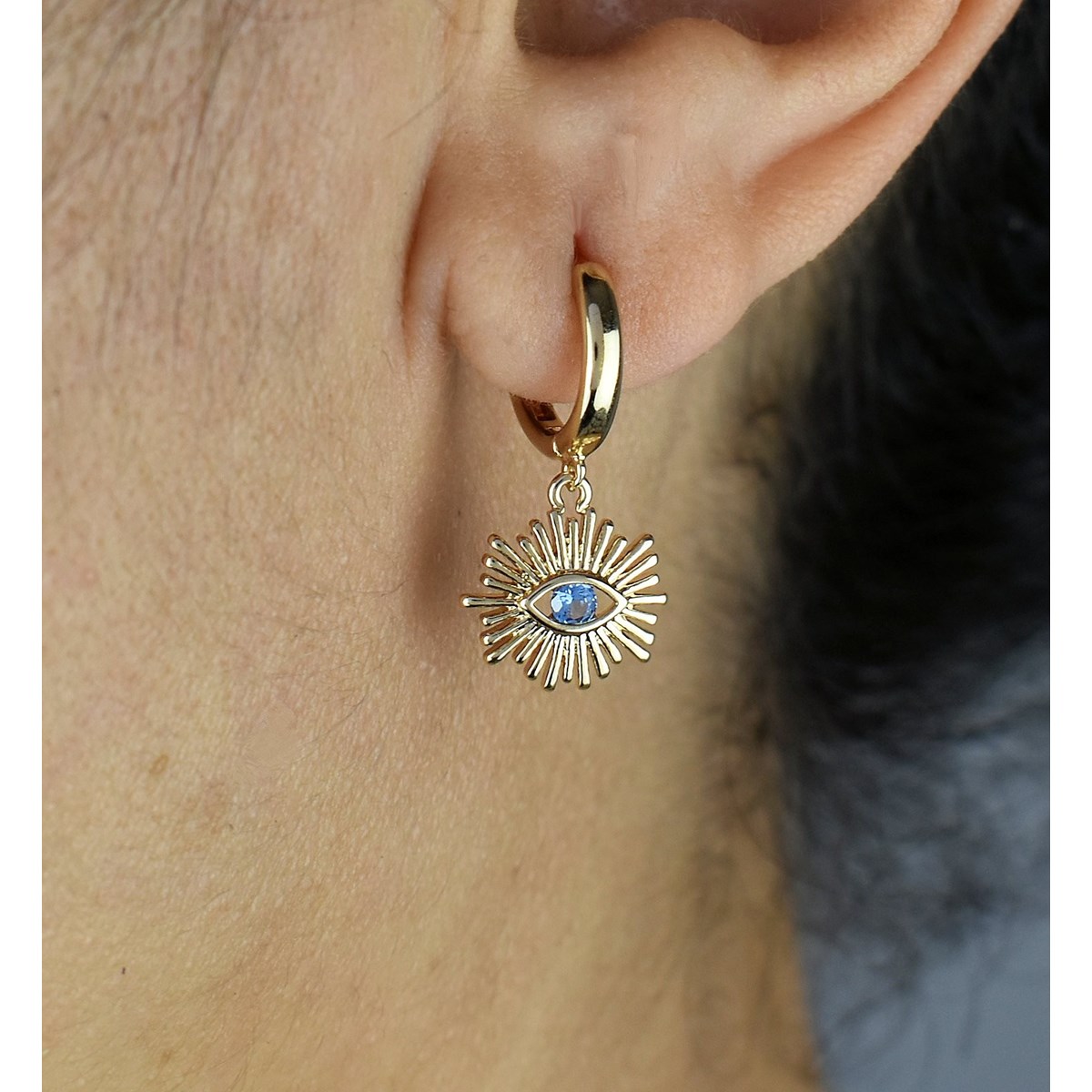 Boucles d'oreilles Mini Créoles oeil protecteur oxyde de zirconium bleu Plaqué or 750 3 microns - vue 3