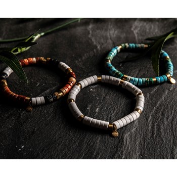 Bracelet Perles Heishi Turquoise Blanche Jaspe Noir Et Orange Serpeggiante