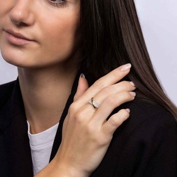 Bague ' Lydie' Or jaune et Diamant