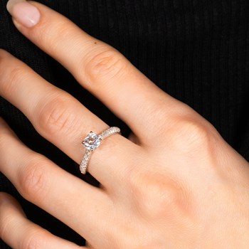 Bague 'Thalia' Or blanc et Topaze
