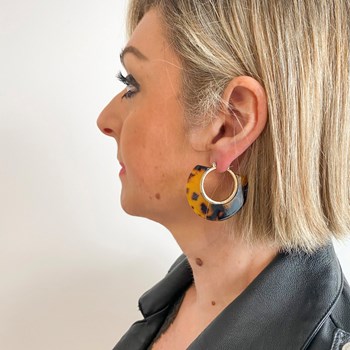 Leopard-print hoop earrings