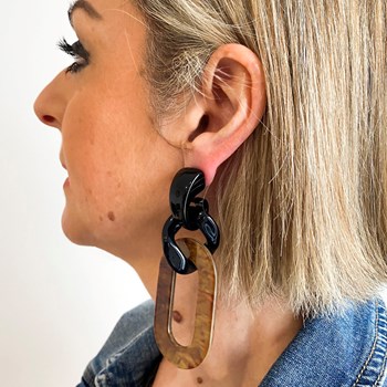 Black and brown two-tone dangling earrings