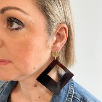 Lozenge dangling earrings