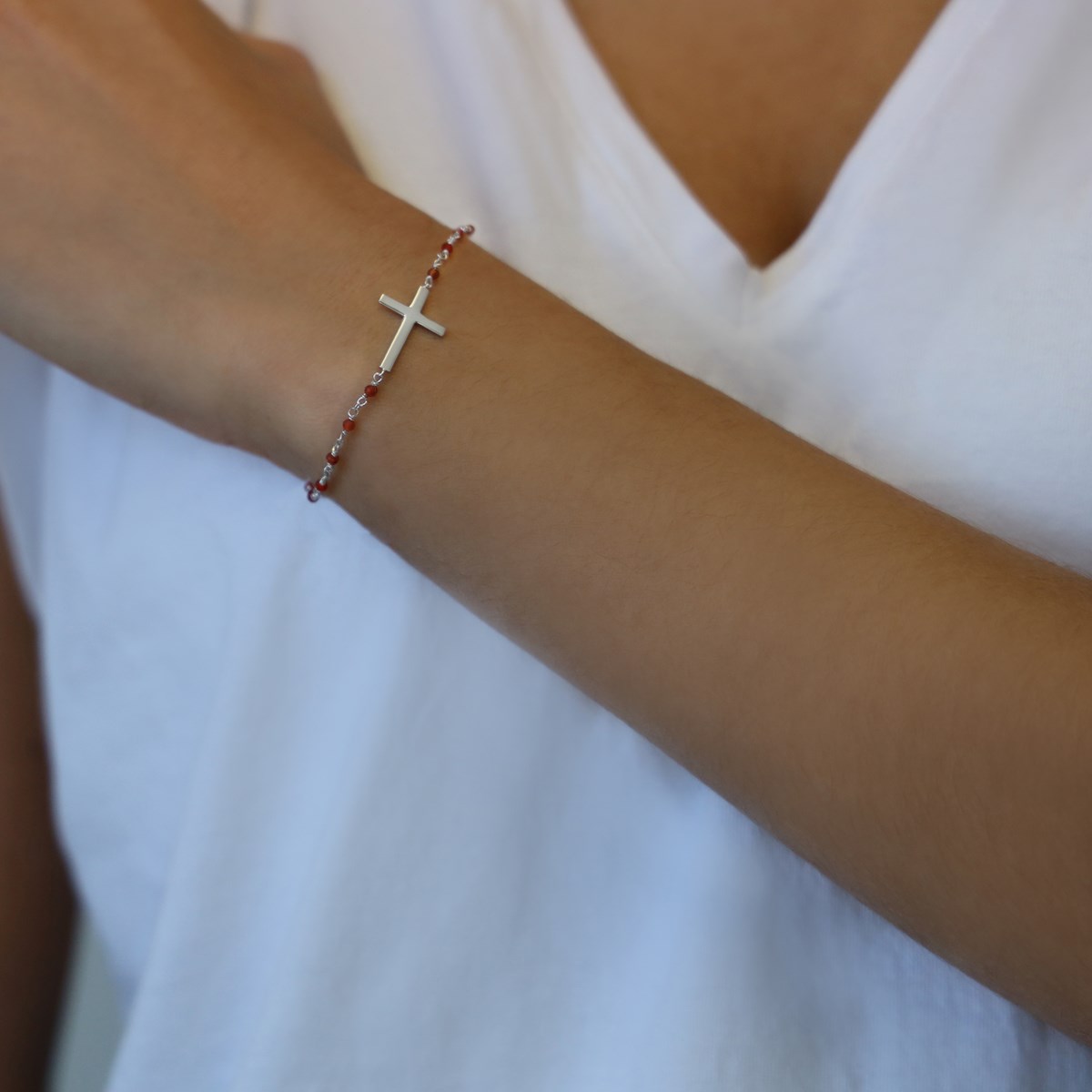 Bracelet Argent Rhodié Croix Et Pierre Onyx Rouge - vue 2