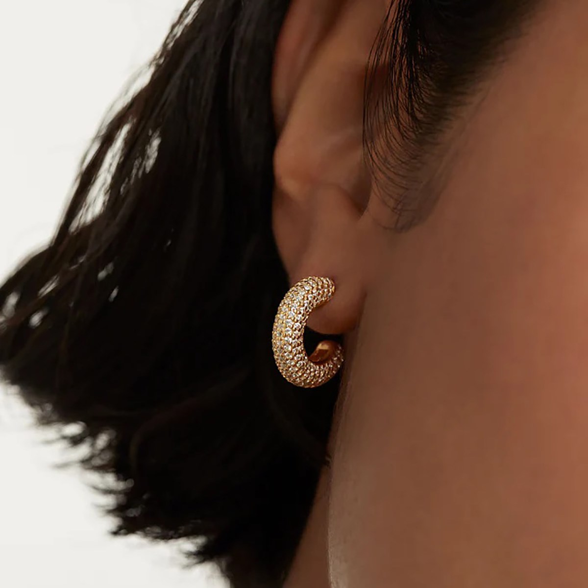 Boucles d'oreilles créoles PDPaola King dorées - vue 3