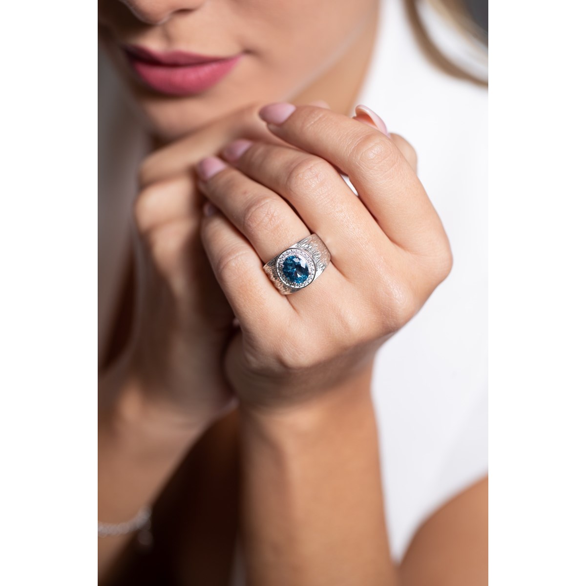 Bague Victoria en Argent avec oxyde de zirconium bleu topaze - vue 2