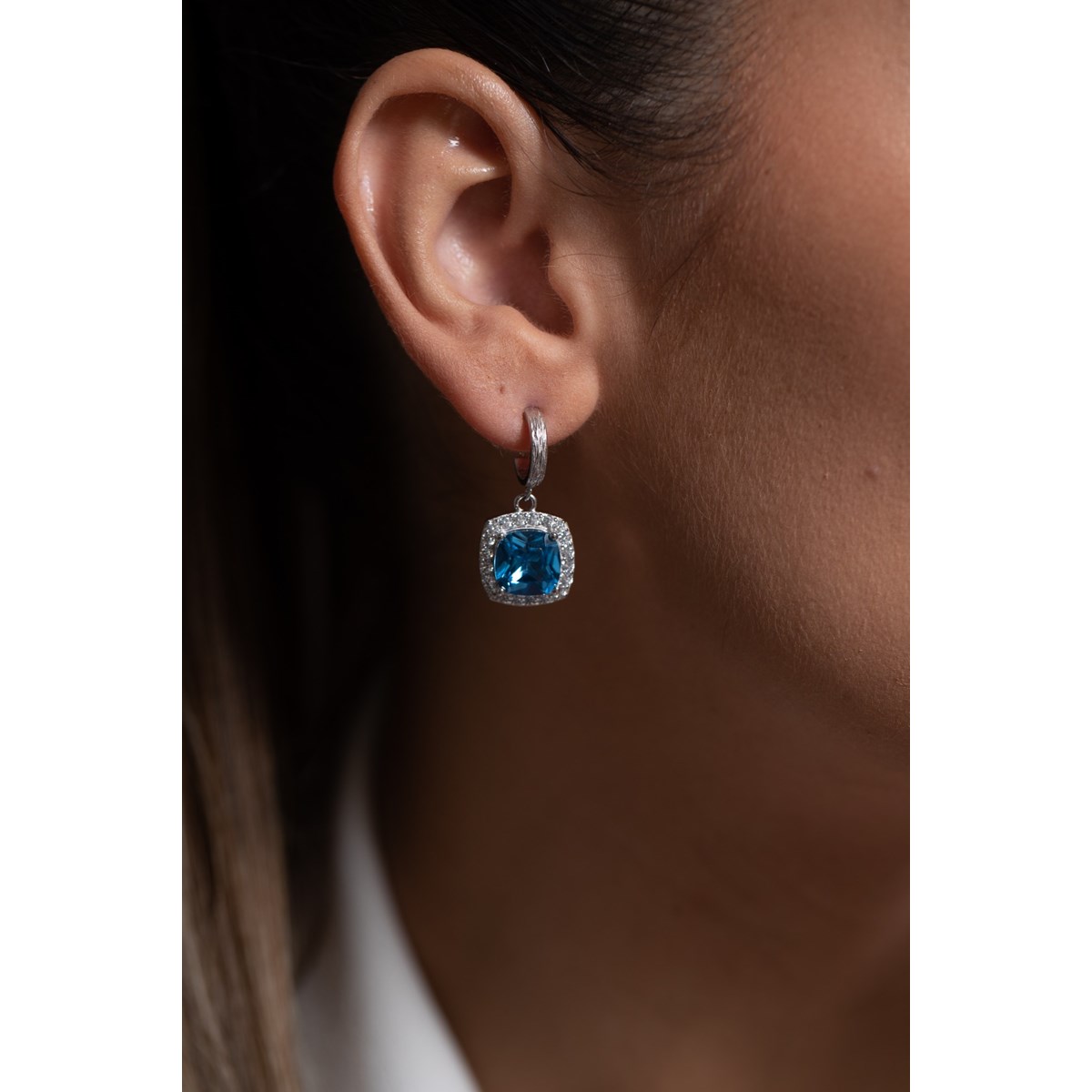 Boucles d'oreilles pendantes MARGARET en Argent avec pierre synthétique bleu topaze - vue 2