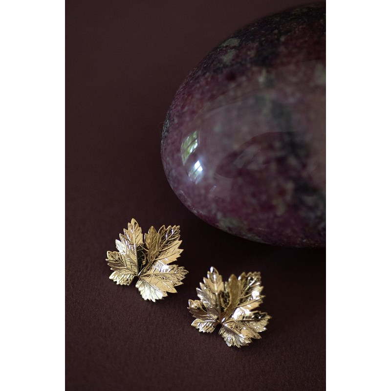 maxi boucles d'oreilles puces feuilles doré à l'or fin - HÉRA - vue 3