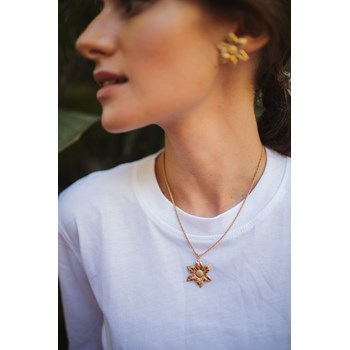 collier fleur doré à l'or fin - HESPÉRIS