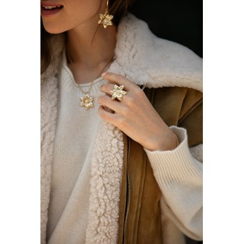 collier fleur plaqué argent - HESPÉRIS
