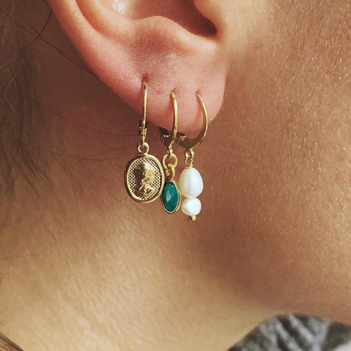 Boucles pierre turquoise dorées à l'or fin 24k GAÏA - vue 3