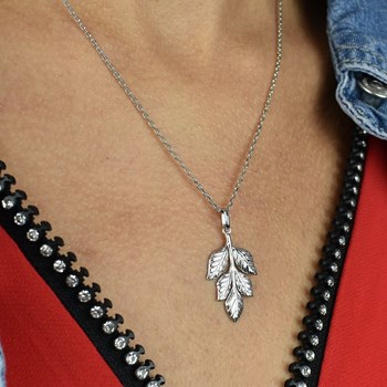 Natural elegance and refinement 925 Rhodium Silver pendant leaf necklace
