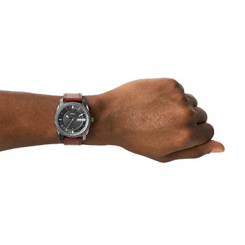 Montre Fossil Machine cuir brun