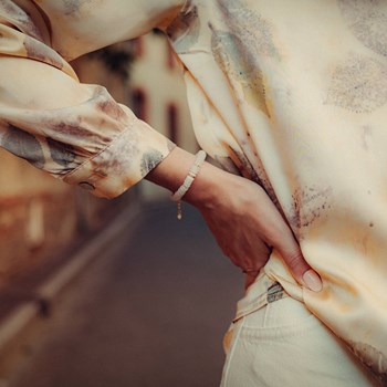 Blima ketting, armband en oorbellen in witte jadestenen