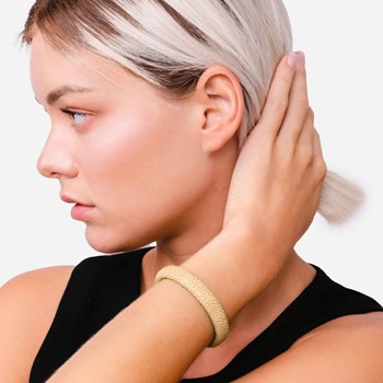 Stingray bracelet beige 10