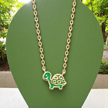 Collier tortue émail coloré vert Plaqué OR 750 3 microns